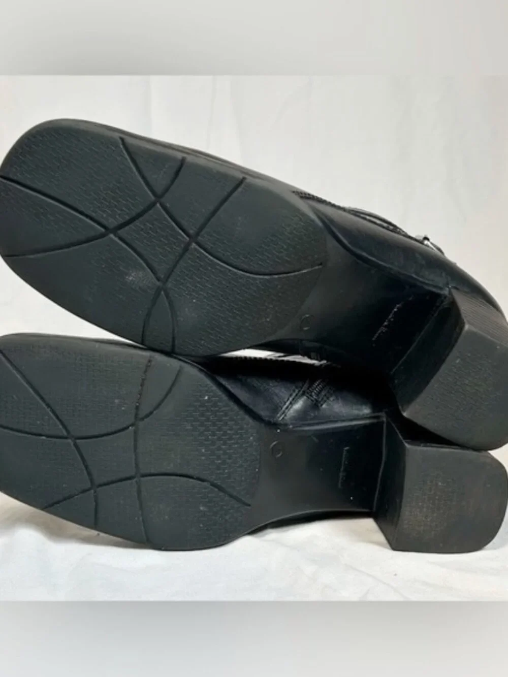 Vintage 90s Covington Black Leather Fawn Square Toe Booties Ankle Boots~7~